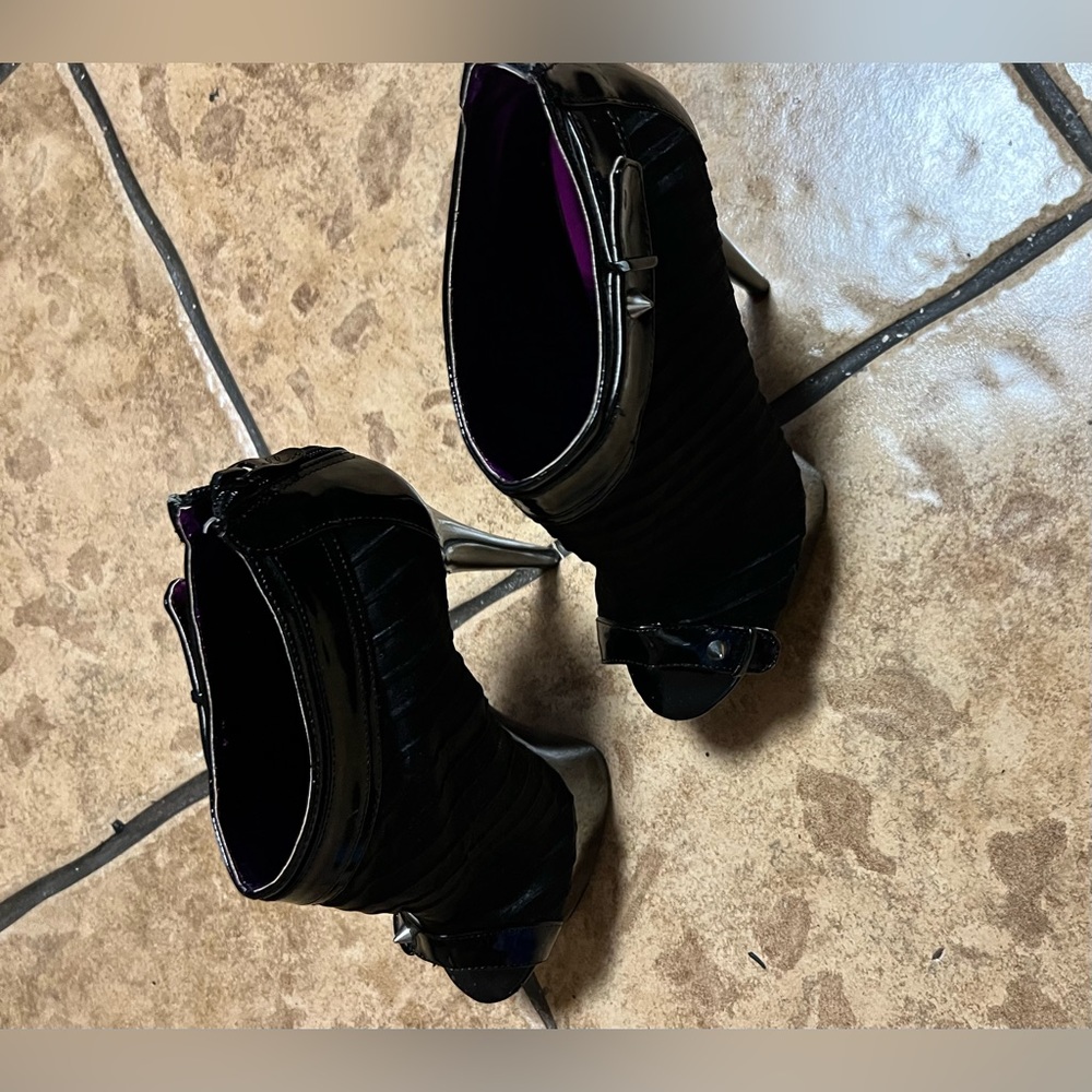 Black platform heels 👠 - Picture 6 of 12